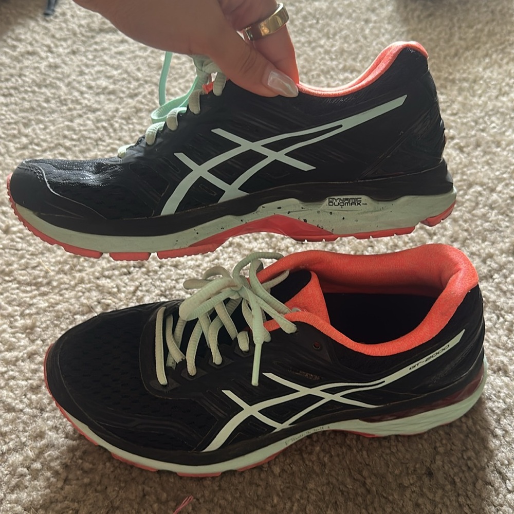 ASICS GT-2000 - Picture 3 of 9